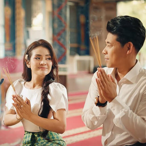 ខាត់ សួស្ដី ft. រាជ ប្រាថ្នា